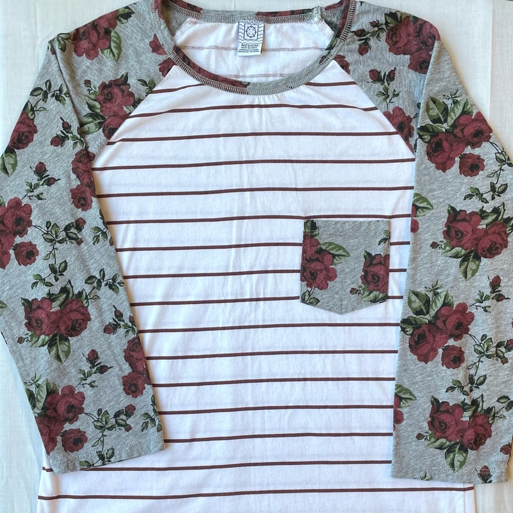 Empyre flower designed baseball style top